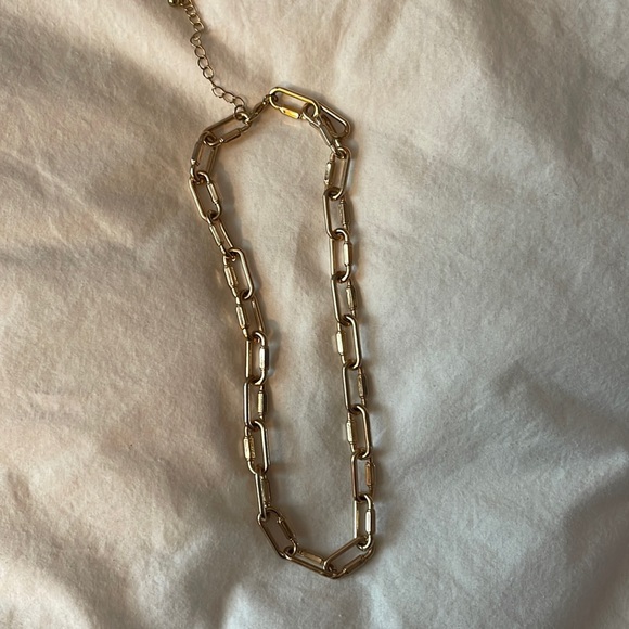 Gold tone paper clip style chain necklace hardware - Picture 1 of 6